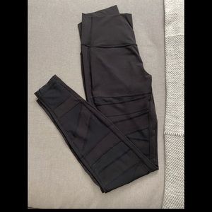 ✨Lululemon✨ High Times Mesh Zig Zag Leggings - 8